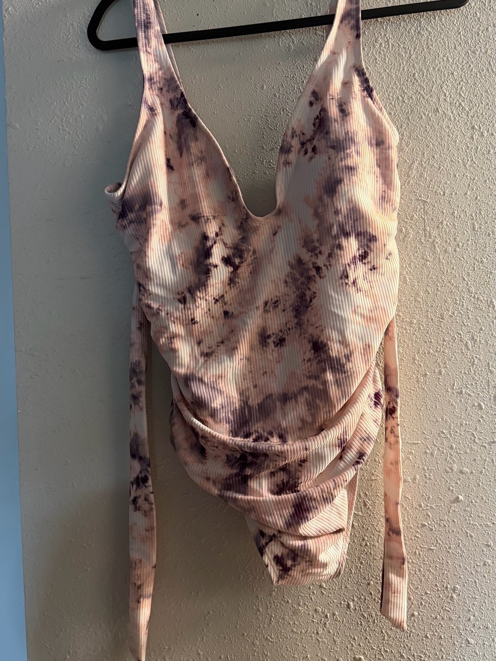 Time and Tru Beige and Purple Tie-Dye Ribbed Scoop Bodysuit